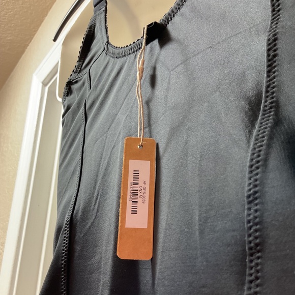 SOLD❗️❗️ NWT: SKIMS - GLAM SLIP DRESS - Picture 3 of 7